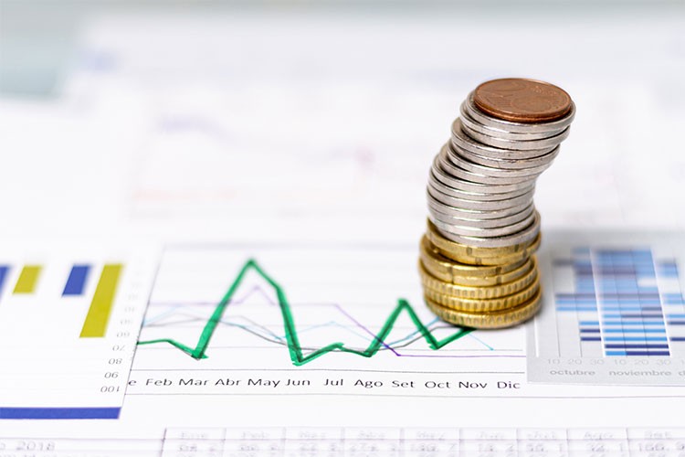 Bütçe nisanda 338,7 milyar lira açık verdi