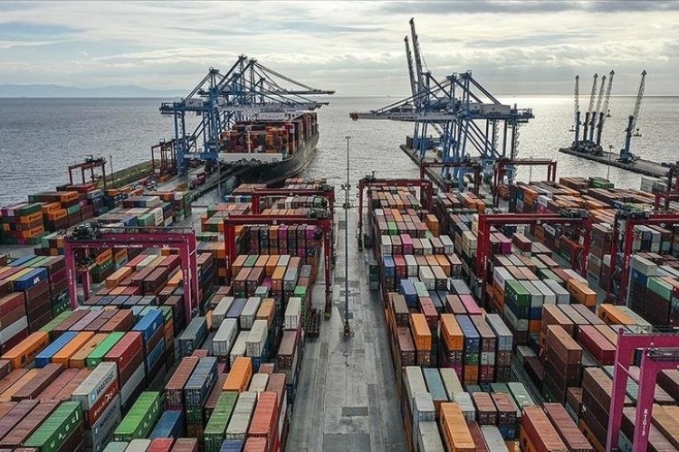 Yılın ilk yarısında 13,5 milyar dolarlık makine ihraç edildi