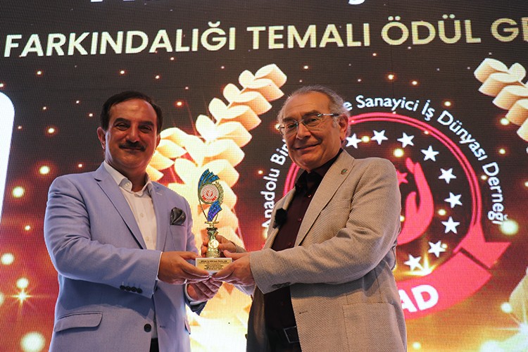 Tarhan: Otizmin dünyada önlenemeyen yükselişi var!