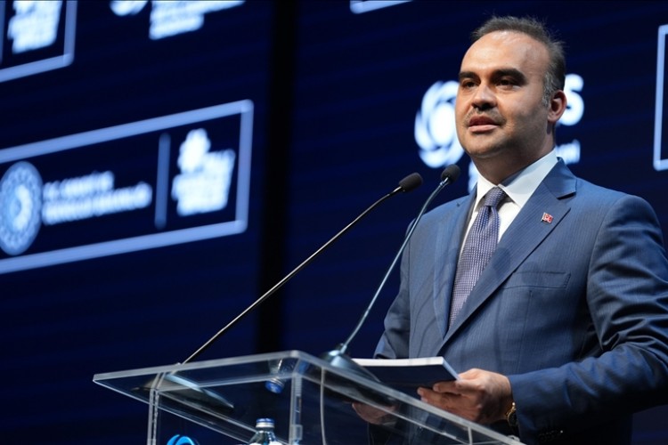 Bakan Kacır: Ülkemiz sanayiinin dönüşümünde yeni bir sayfa açacak 4 programı kamuoyuyla paylaşacağız