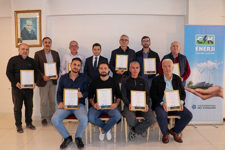 Elektriğini yeşil enerjiden sağlayacak