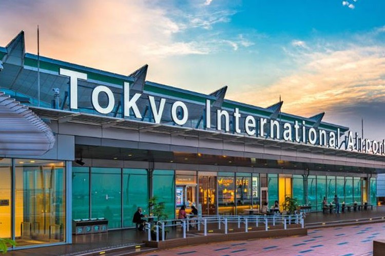 Japonya sınırlarını yabancılara kapattı