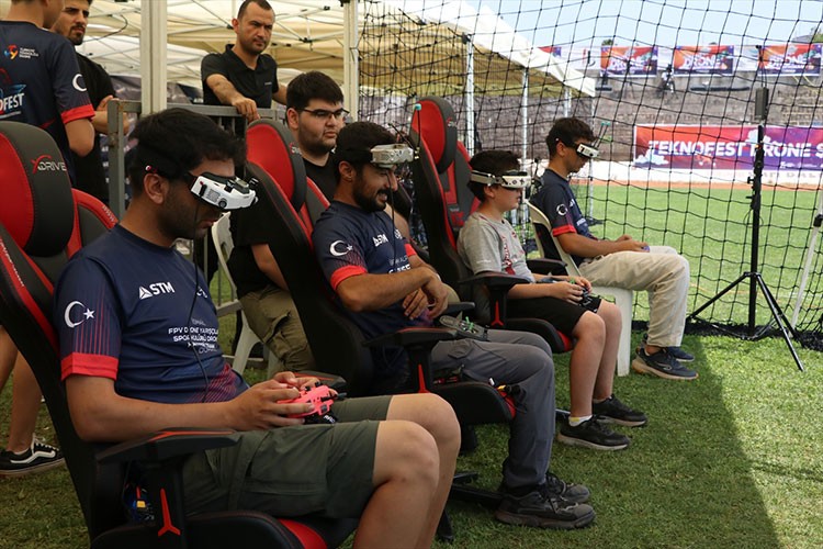 Drone Şampiyonası'nın 2. etabı Yalova'da devam ediyor