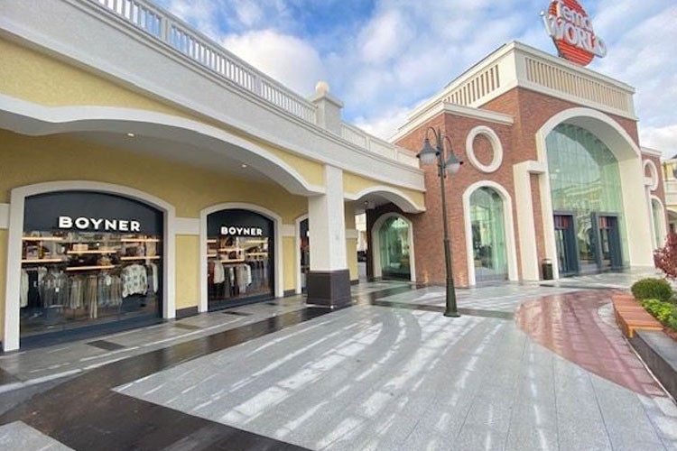 Boyner 124. mağazasını İstanbul Tema World'de açtı