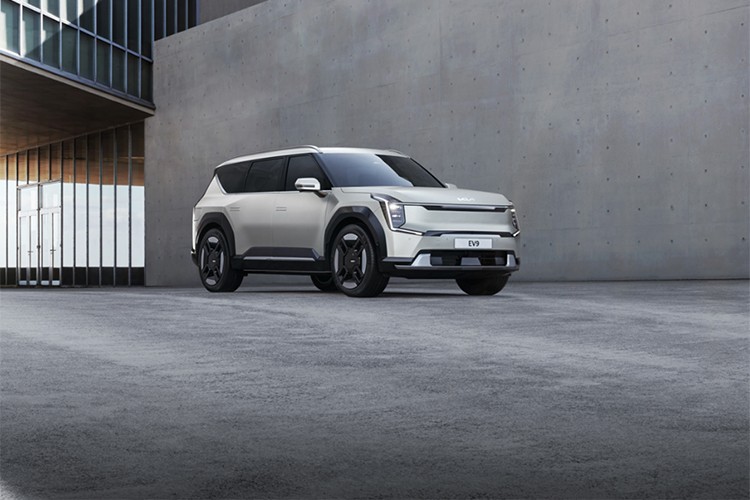 Kia, elektrikli dönüşüme öncülük ediyor