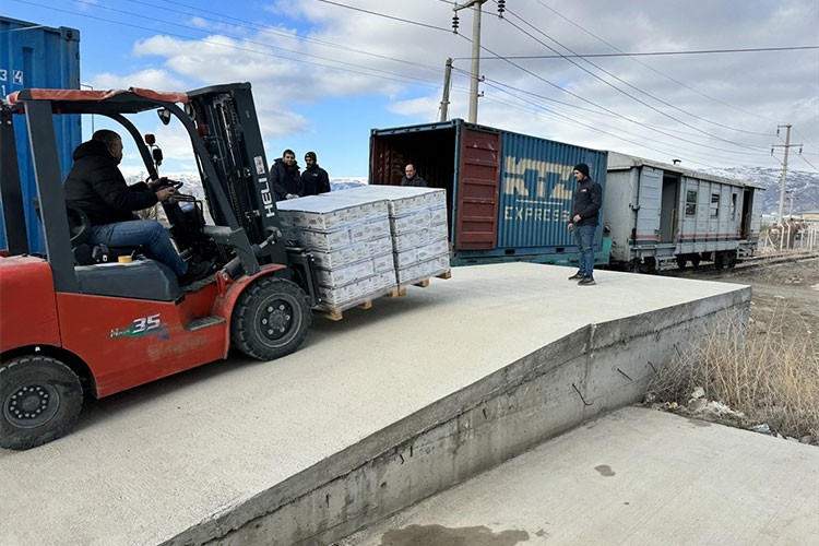 Erzincan'dan Orta Asya'ya demiryolu avantajıyla ihracat gerçekleştiriyor