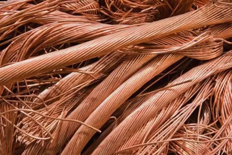 Küresel bakır arzı, talebe yetişmekte zorlanıyor