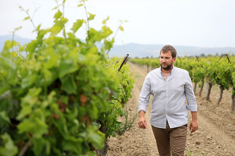 Organik ürünler üreten genç çiftçi ihracatı hedefliyor