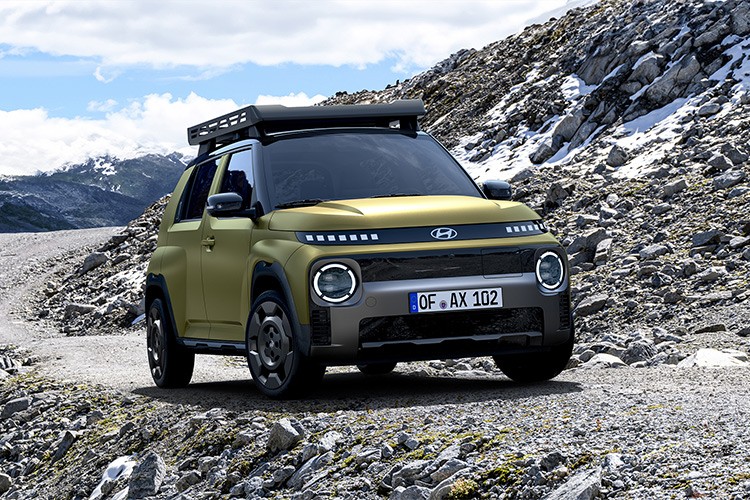 Çok Yönlü Elektrikli: Hyundai INSTER Cross