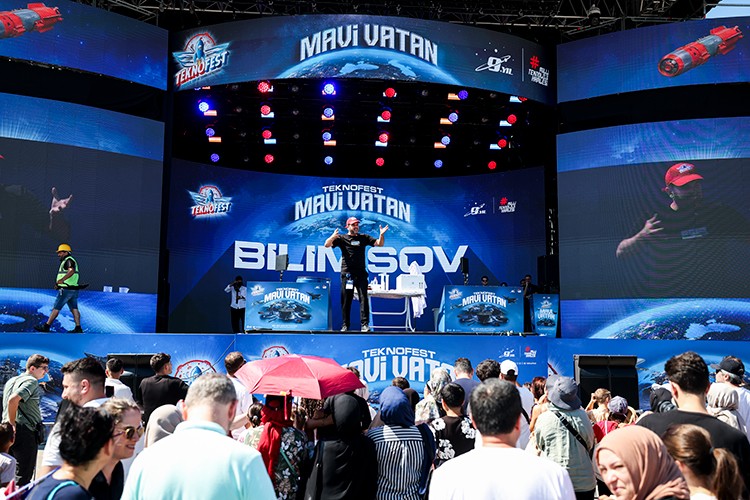 TEKNOFEST Mavi Vatan Gölcük'te başladı