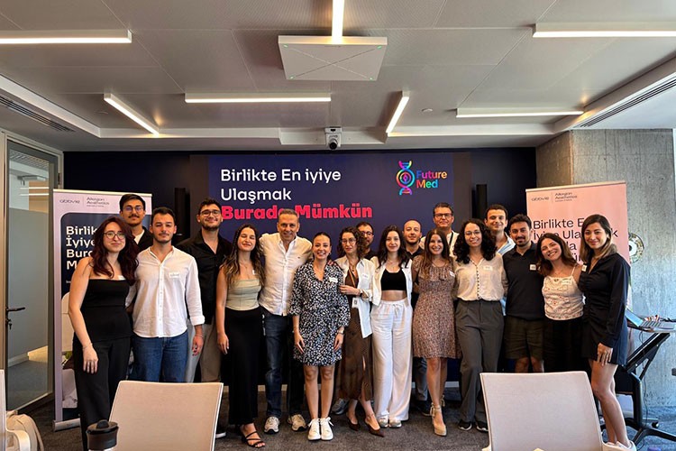 FutureMED programıyla genç sağlıkçılara ilham veriyor