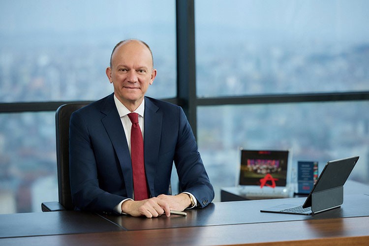 Anadolu Grubu, yılın ilk yarısında güçlü büyümesini sürdürdü