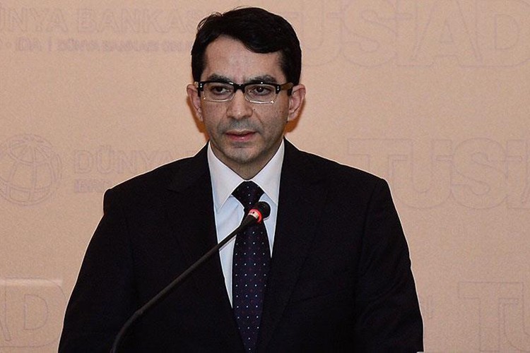 Ekonomik kırılganlıklar büyüme beklentilerini aşağı çekiyor