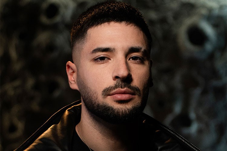 Uzay'ın yenri şarkısı "Aya" viral etkisiyle geliyor