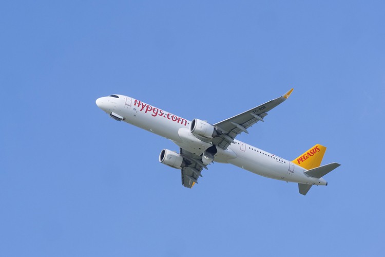 Avrupa'da sürdürülebilirlik ve finans alanında 3 ödül kazandı