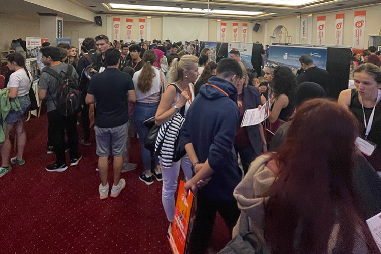 Katılım rekoru kıran fuarlar İzmir'de buluştu