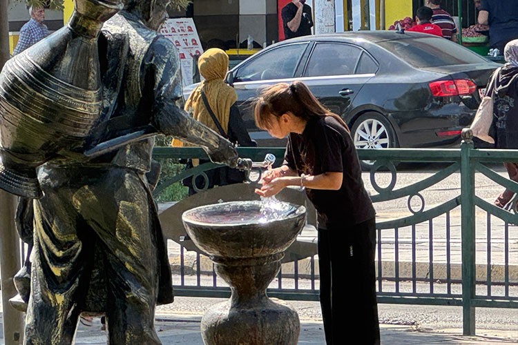 Şanlıurfa'da termometreler 49 dereceyi gösterdi