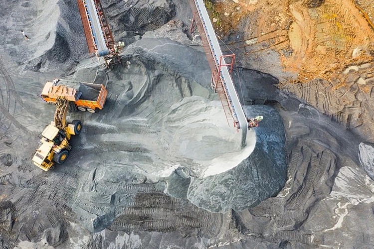 Efor Global Madencilik 7 saha için arama ruhsatı aldı