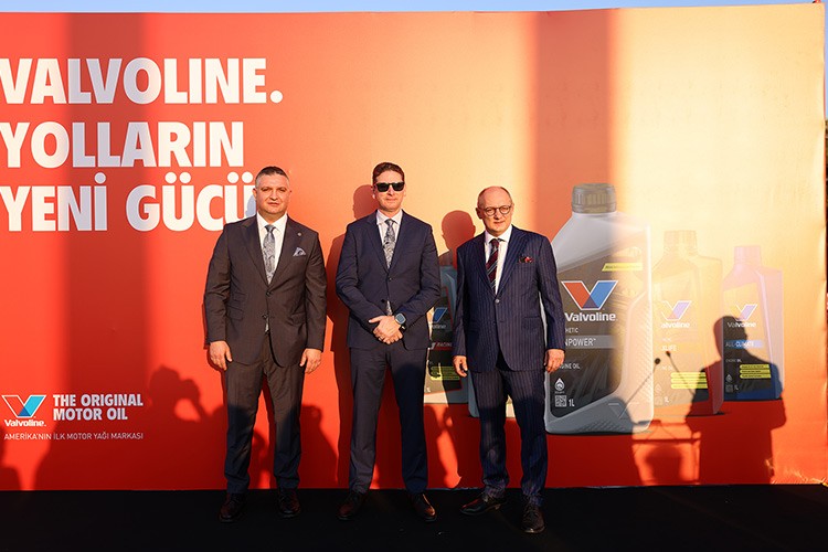 Dünya markası Valvoline'e İzmir eli değiyor