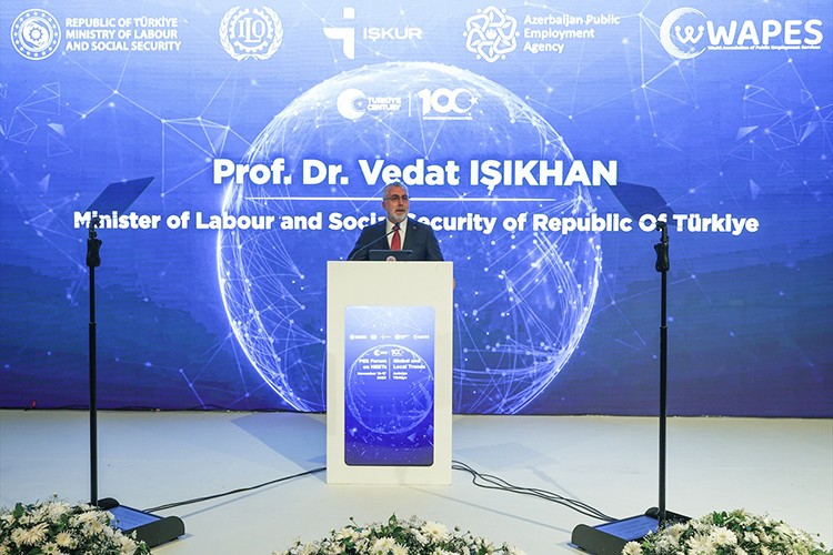 Bakan Işıkhan, Dünya Kamu İstihdam Kurumları Birliği konferansında konuştu