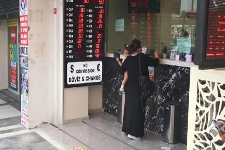 Dolar 46.15'ten açıldı