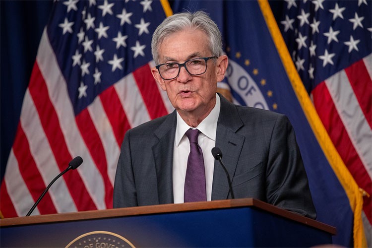 "Aralık'ta faizde indirim yapılmasından oldukça uzağız"