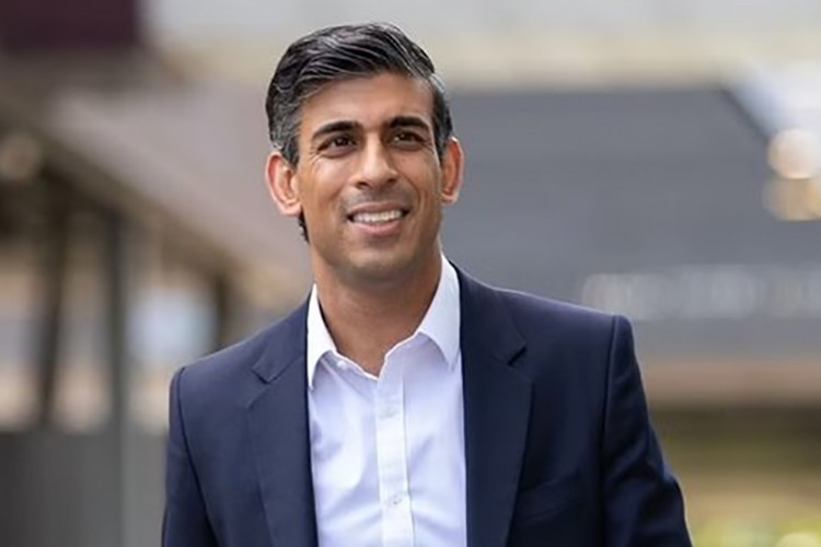 "Hindistan'la ticaret için çok çalışılması gerek"