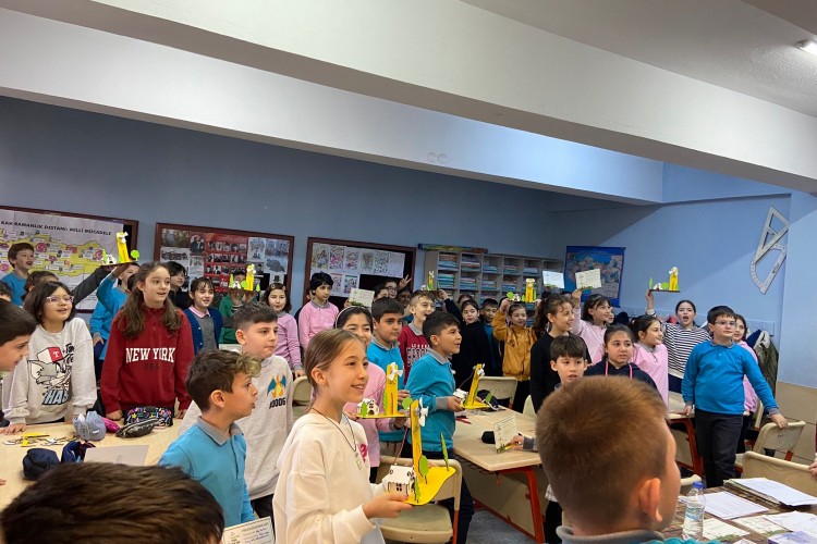 POLAT ENERJİ MANİSA'DAN GELECEĞE YEŞİL IŞIK YAKTI