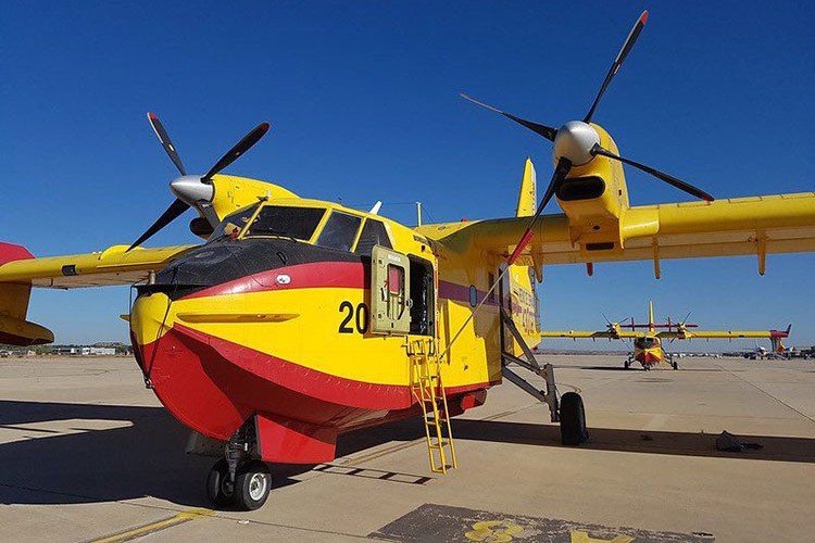 AB yangınlar için 3 uçak gönderiyor