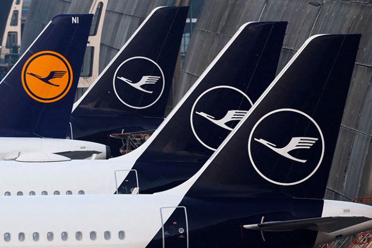 Lufthansa, Tel Aviv uçuşlarını askıya aldı