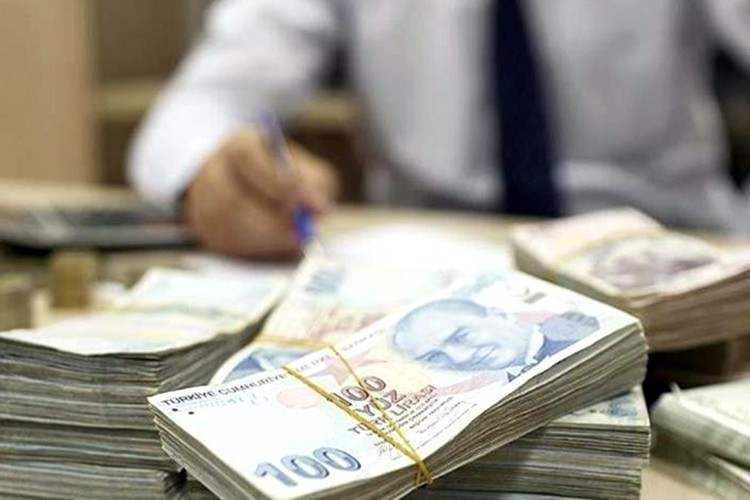 Kredi hacmı azaldı