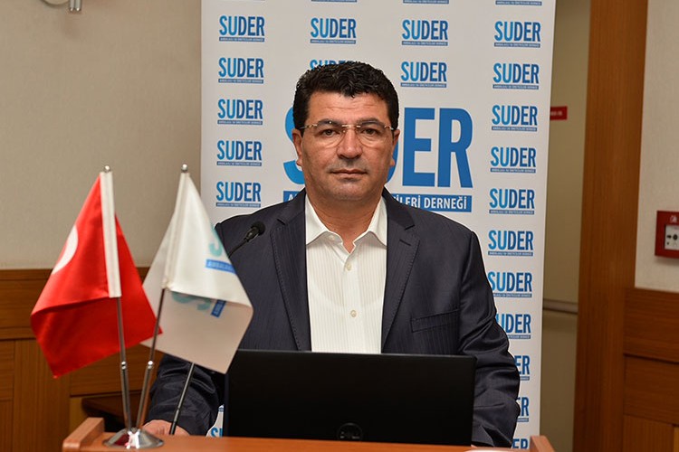 SUDER'de bayrak değişimi