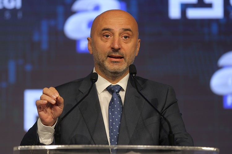 "Faizi düşürmenin iki yolu var..."