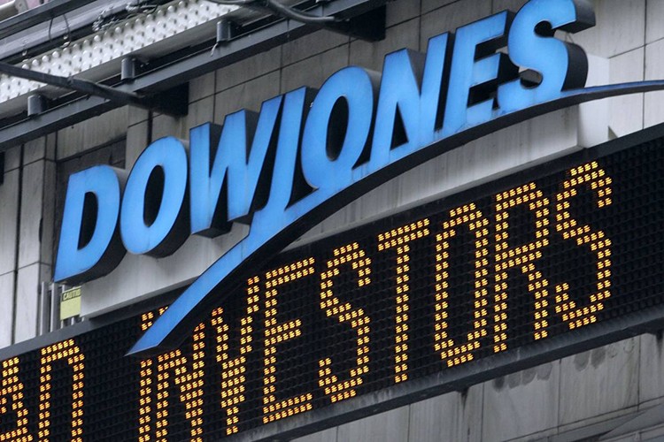 NY düşüşle açıldı