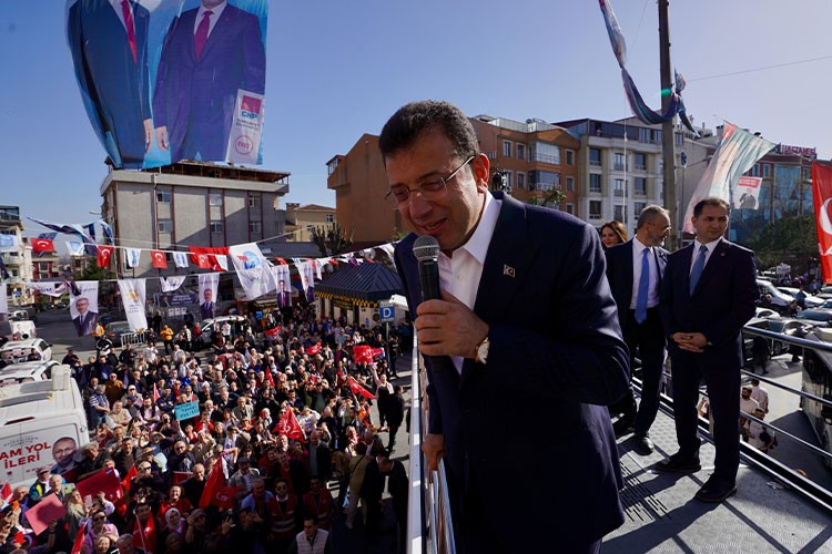 "Arkamda kabine yok"