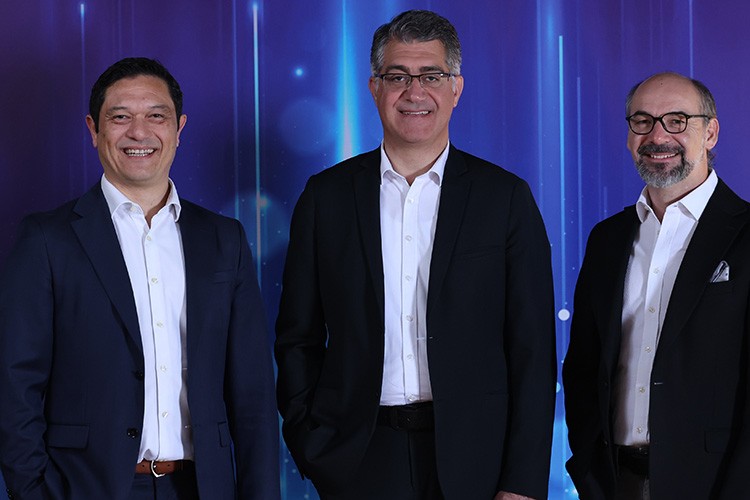 SabancıDx, AgeSA ve Bulutistan Türkiye'nin en büyük bulut dönüşüm projelerinden birine imza attı