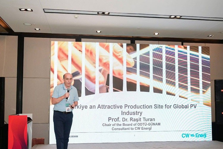Türkiye'nin güneş enerjisi vizyonu Şanghay'da anlatıldı