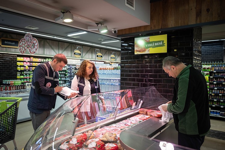 Asgari ücret artışının ardından marketlere fahiş fiyat denetimi yaptı