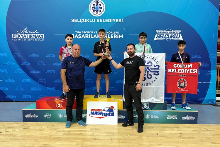 Kastamonu'nun yıldız oyuncusu takımına şampiyonluk getirdi