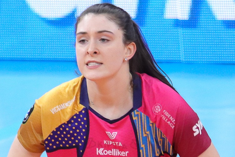 Dana Rettke Eczacıbaşı Dynavit'te