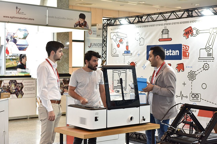 Dijital çağın yeni eğitim teknolojileri sergilenecek