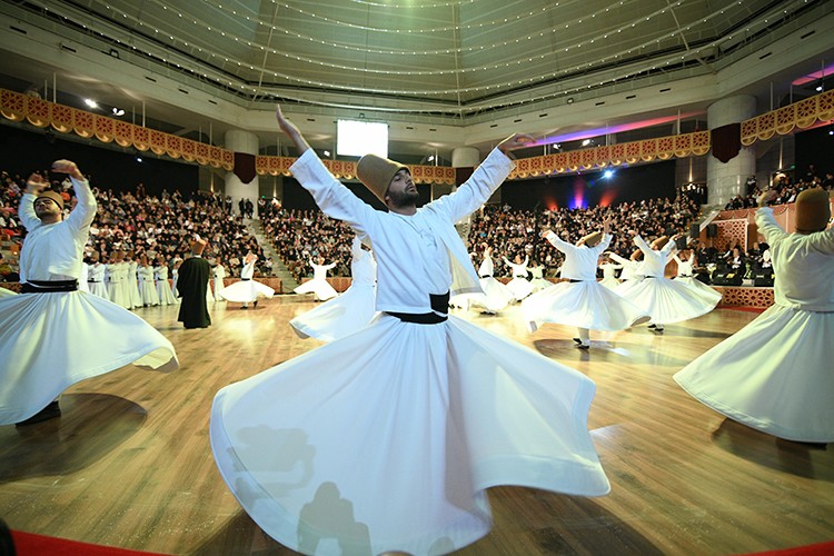 Mevlana dostları 752. Şeb-İ Arus'ta buluştu