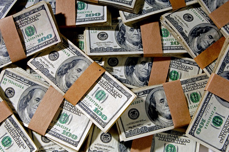 Döviz sıkıntısı çeken ülkelere para yağıyor