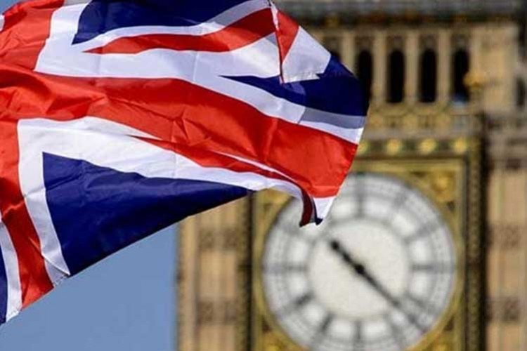 İngiltere hizmet sektöründe son 8 ayın en zayıf performansı