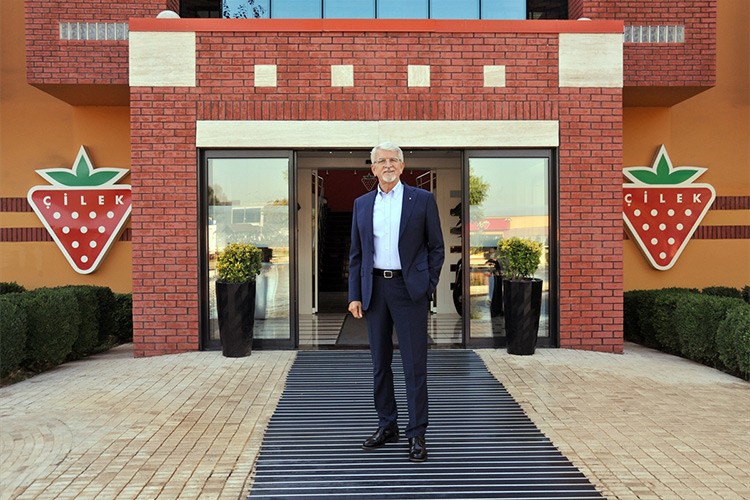 10 yıl içinde satış noktasını 1000'e çıkarmayı hedefliyor