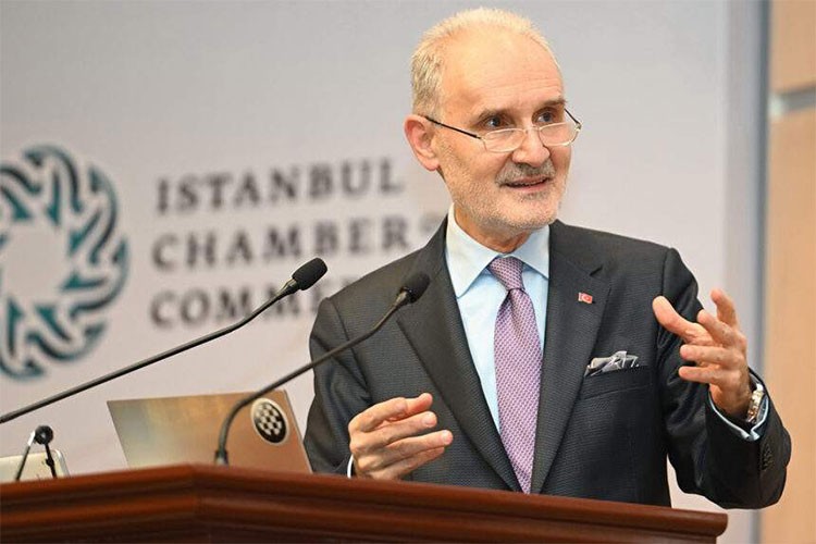 "Faizlerin 250 baz puan düşürülebileceğini öngörüyoruz"