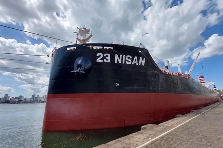Statü Denizcilik yeni gemisi 23 Nisan'ı teslim aldı