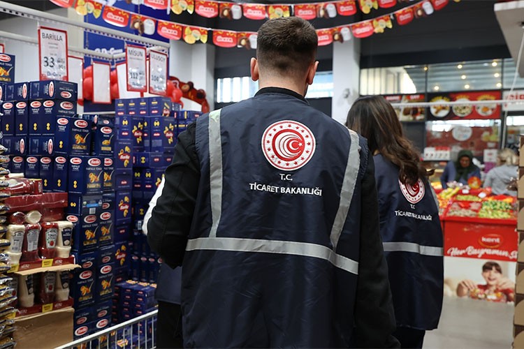 Samsun'da Bayram öncesi marketler denetlendi