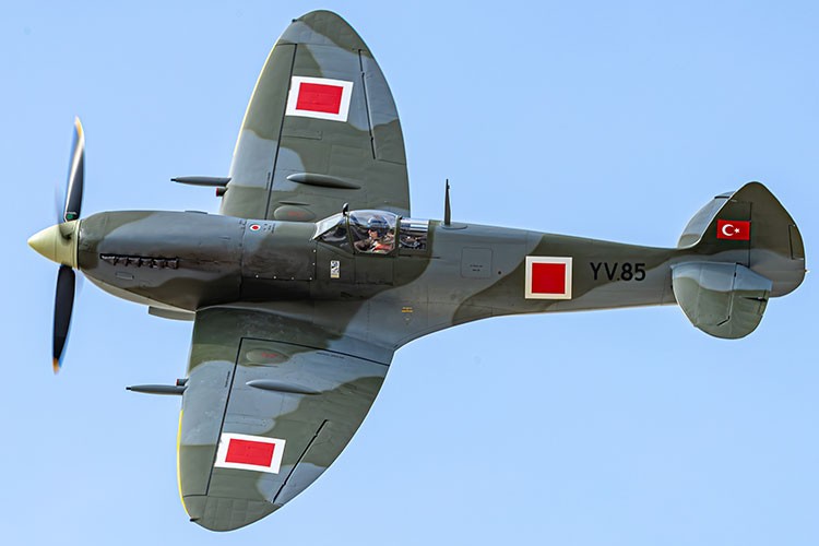 Gökyüzünde tarih, teknoloji ve tutku buluşuyor