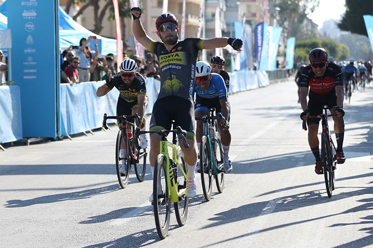 "Bisiklet Grand Prix Antalya" serisinin yarışı yapıldı